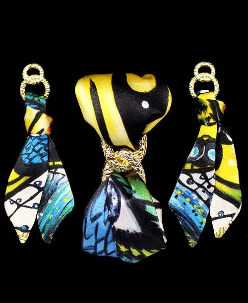 Farfalla Catturata Orecchini in Seta