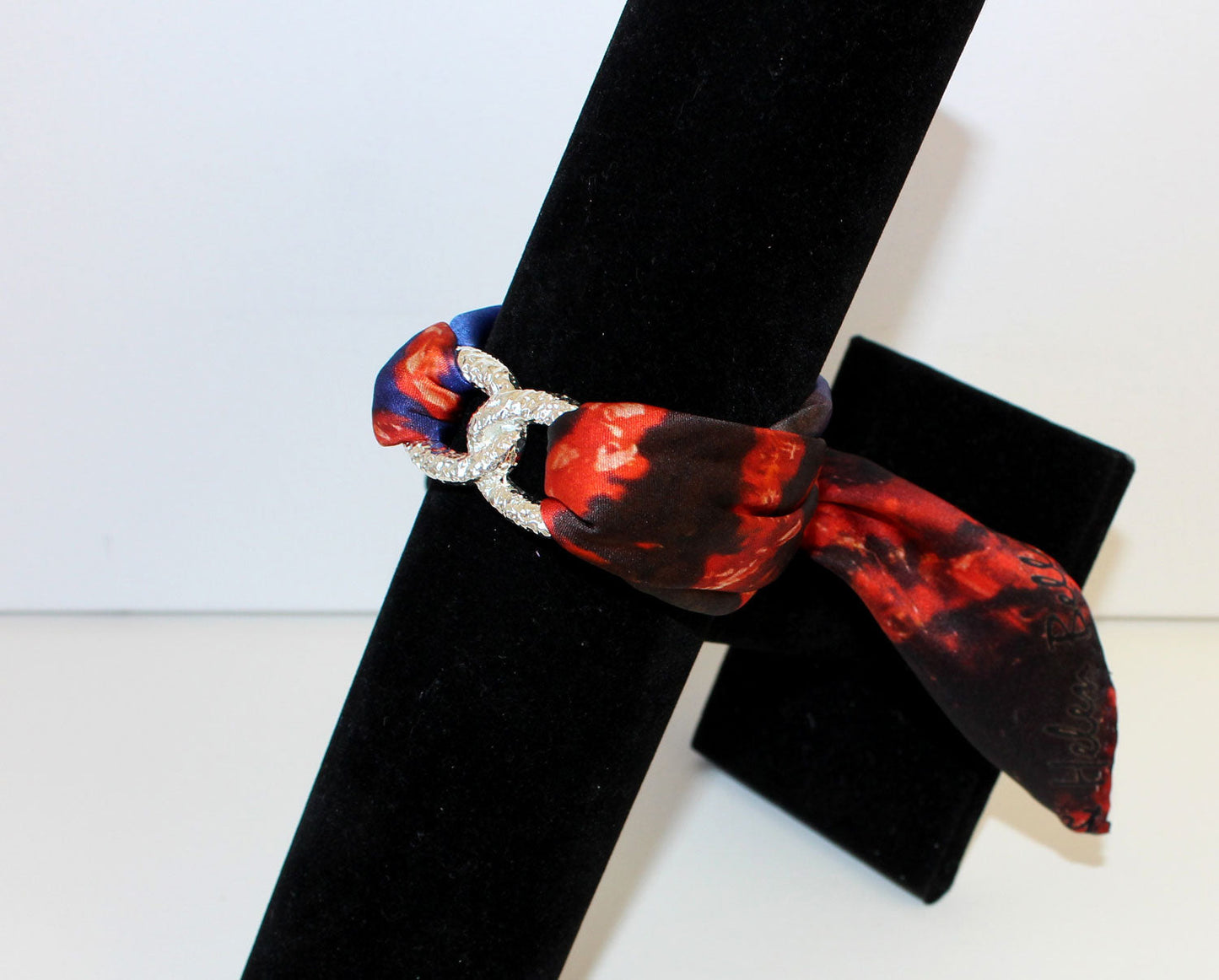 Corallo Bracciale Infinty in Seta